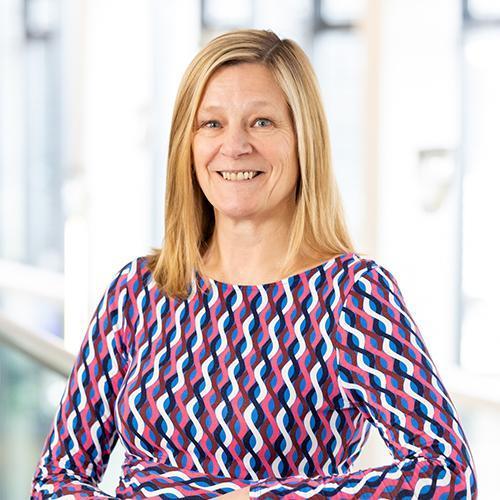 Portrait of Heather Bain