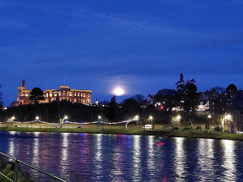 A photograph of Inverness Castle at night